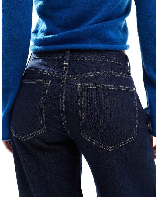 Jeans A Fondo Ampio Minimal Scuro Autentico di Bershka in Blue