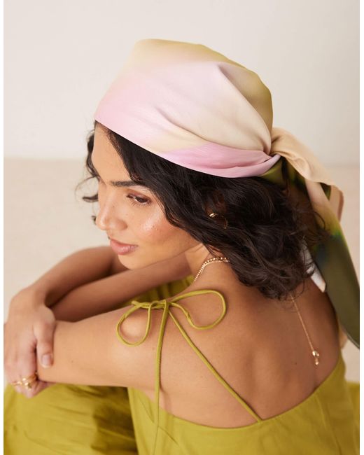 Grand foulard à imprimé photo fleur ASOS en coloris Multicolor