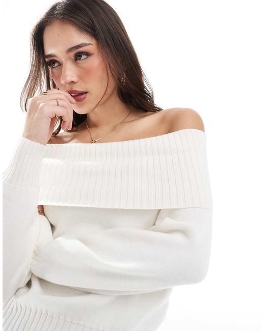 Stradivarius Gebreide Top Met Blote Schouders in het White