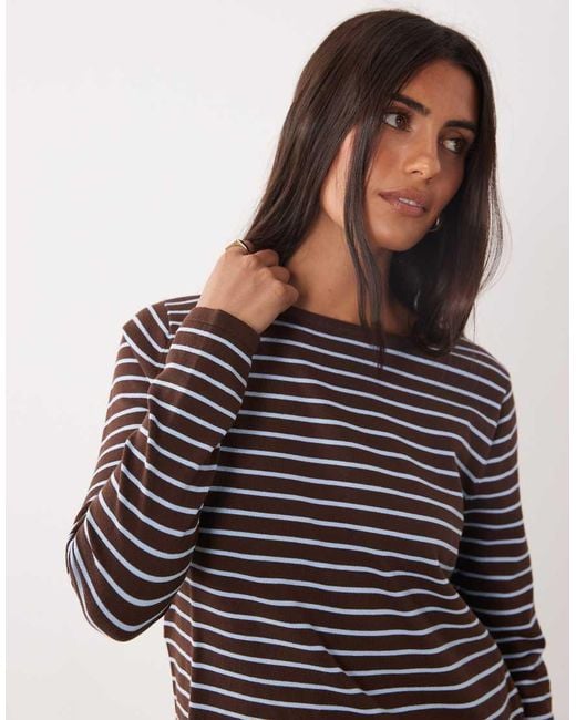 Top di Mango in Brown
