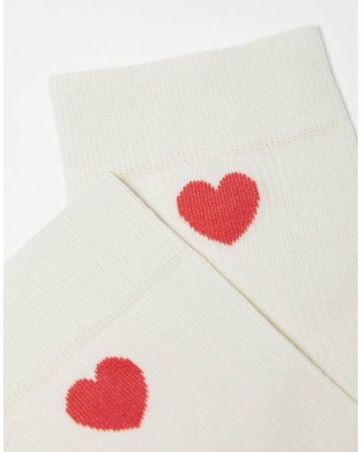 Pack De 4 Pares De Calcetines Tobilleros Beis Con Detalle De Corazón De Lindex de color White