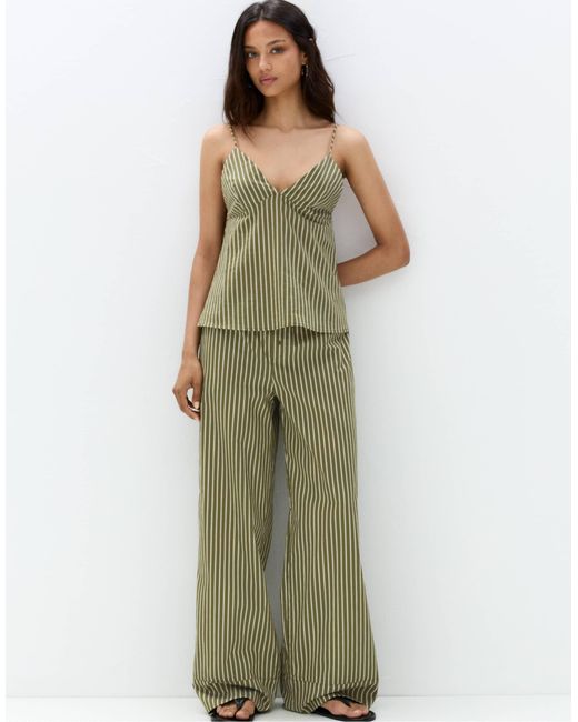 Top à bretelles rayé Pull&Bear en coloris Green