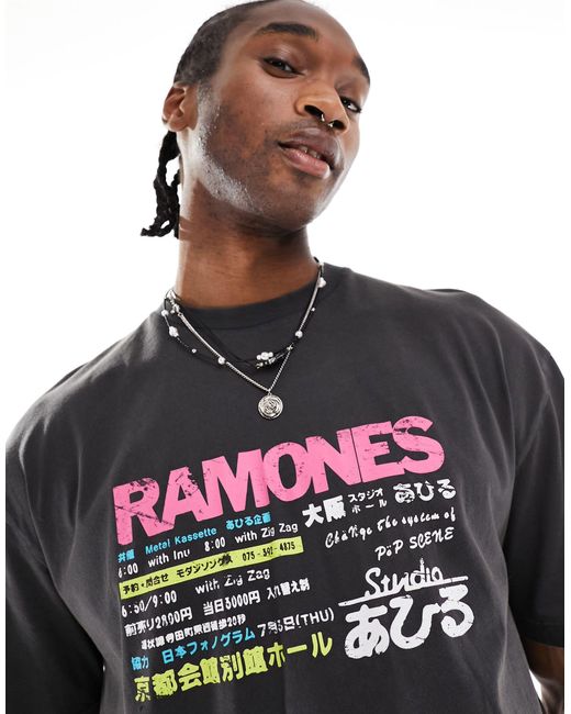 T-shirt unisexe oversize avec imprimé the ramones sous licence - délavé ASOS en coloris Black