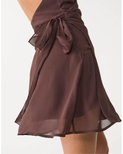 Stradivarius Korte Halterjurk in het Brown