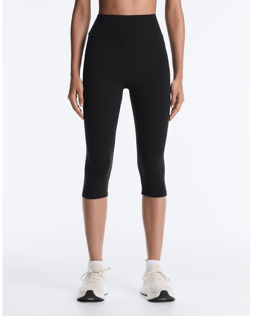 Oysho Black Comfortlux Super High-rise 50cm Capri leggings