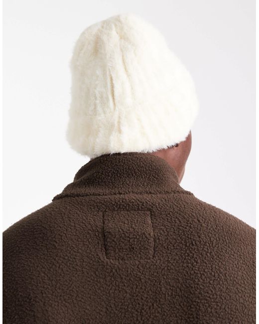 ASOS – flauschige strickmütze in Brown für Herren