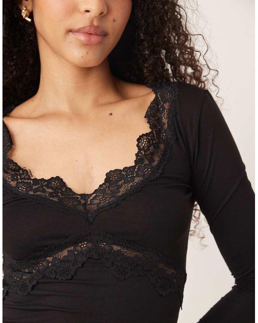 Gina Tricot Black V Neck Lace Detail Long Sleeve Slim Fit Top