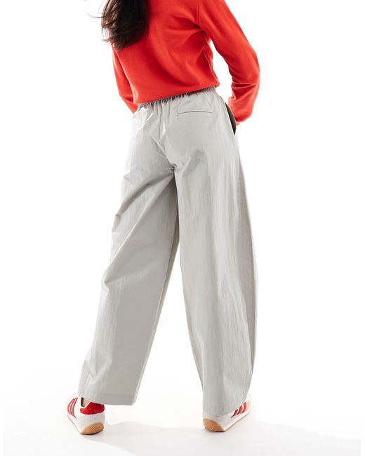 Stradivarius White Barrel Parachute Pant