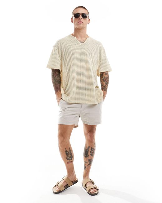 T-shirt oversize beige all'uncinetto con scollo a intaglio di ASOS in Natural da Uomo