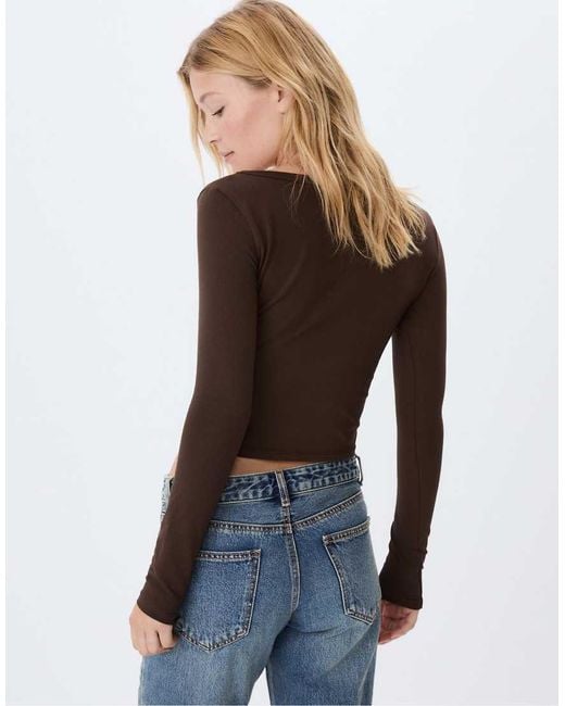 Maglietta Basic A Maniche Lunghe di Stradivarius in Black