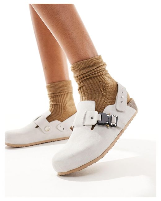 Steve Madden White Carefree Suede Clogs