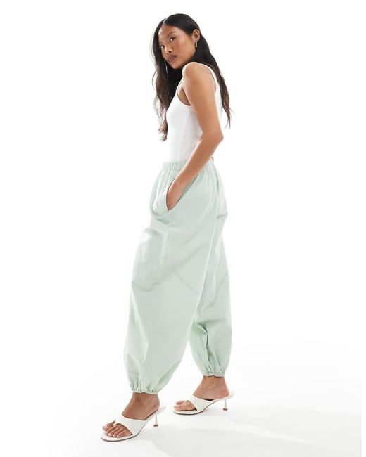 Pantalones Lavado Utilitarios Sin Cierres Con Paneles De Popelina De Petite-Morado ASOS de color Green
