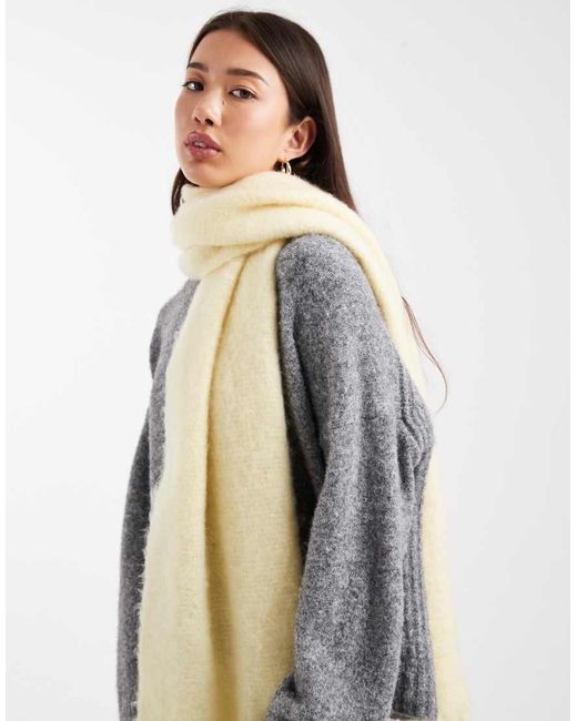 Sciarpa di Miss Selfridge in Yellow