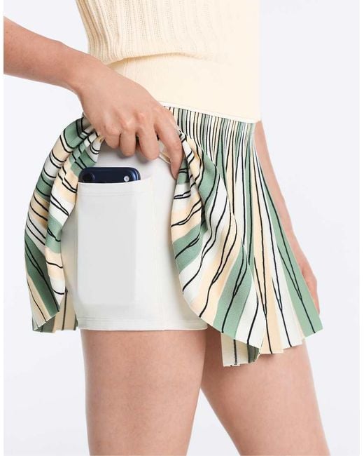 Oysho White High Rise Seamless Pleated Skirt