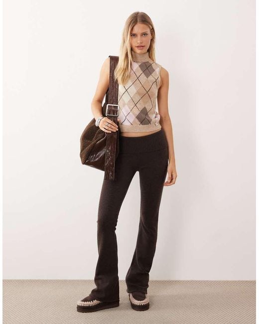 Daisy Street Natural Sleeveless Knit Vest With Argyle Graphic