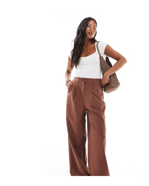 Pantaloni Sartoriali A Fondo Ampio Marroni di Miss Selfridge in Brown