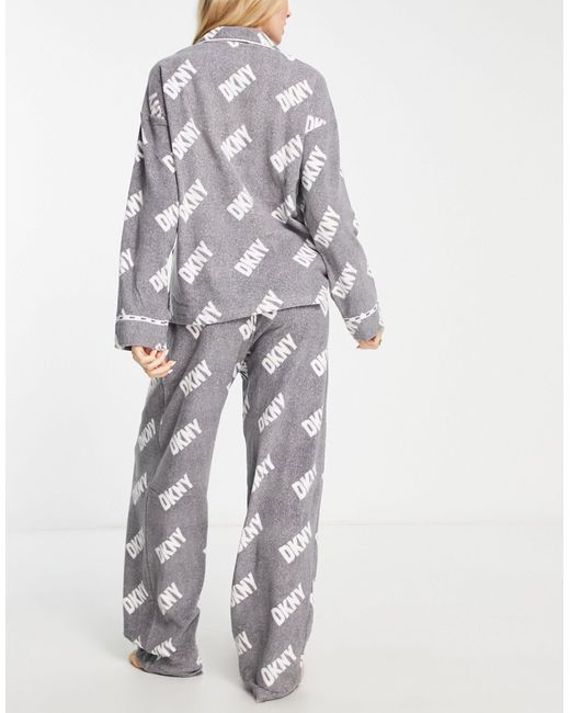 DKNY Pyjamaset Van Overslagtop En Broek Van Stretch-fleece in het White