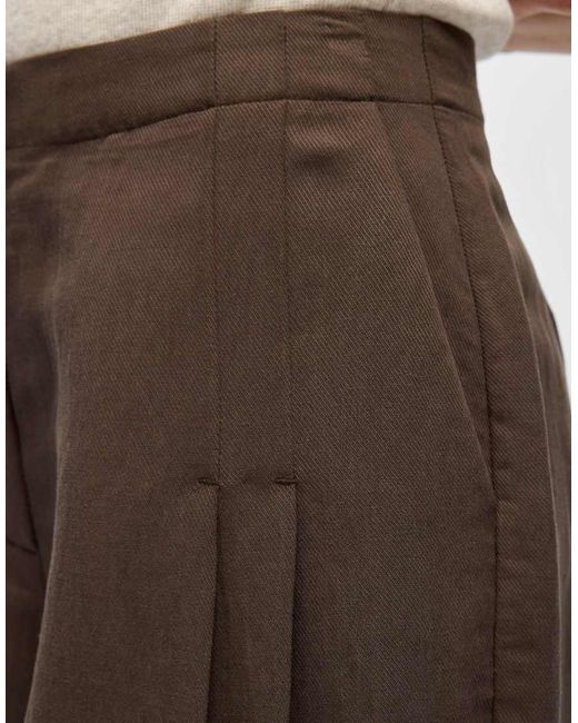 Object Natural Shorts
