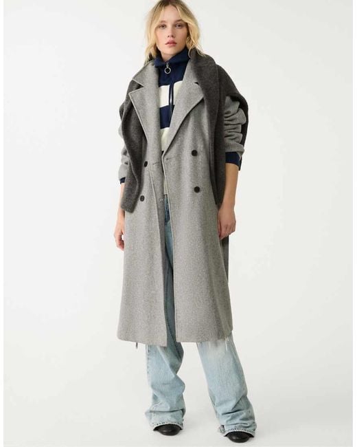 Stradivarius Zachte Trenchcoat in het Gray