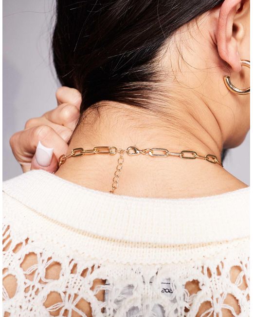 ASOS Natural – limited edition – e halskette mit klobigen muschelanhängern