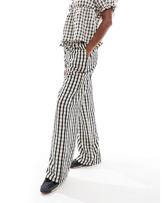 Daisy Street White Pull On Boxer Style Pants