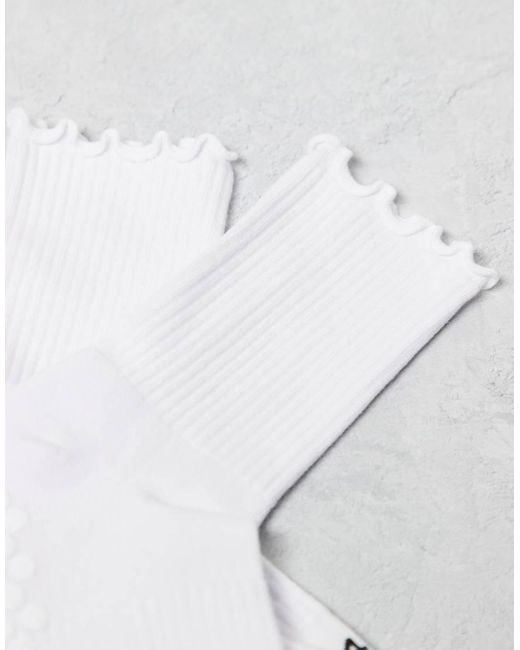 4505 White 2 Pack Non Slip Grip Lettuce Edge Pilates Crew Socks