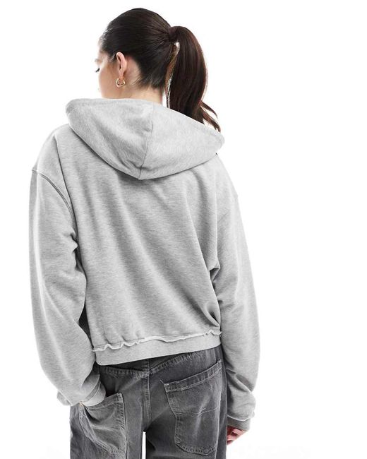 Sudadera Claro Con Capucha De Tejido Rizado De Monki de color Gray
