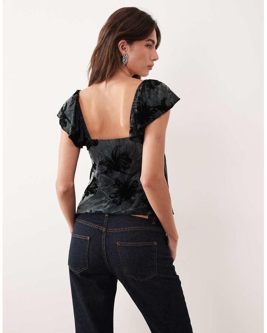 Motel Black Fonzie Ruffle Top