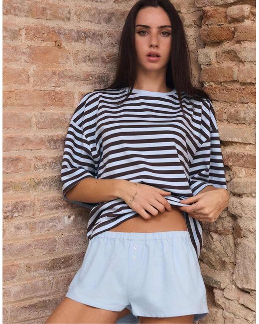 Stradivarius Blue Mini Buttoned Shorts