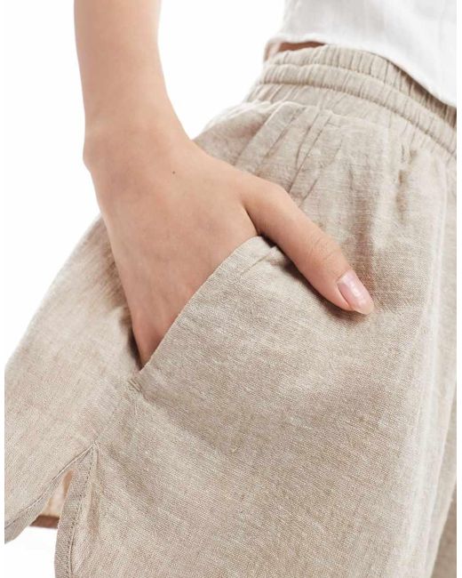 Pantalones Cortos De Lino Exclusivos En Asos De -Neutro Monki de color White