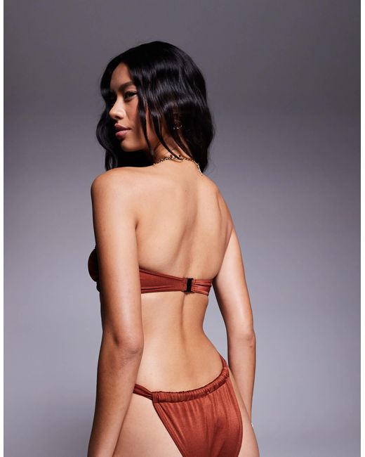 Simone - haut ASOS en coloris Brown
