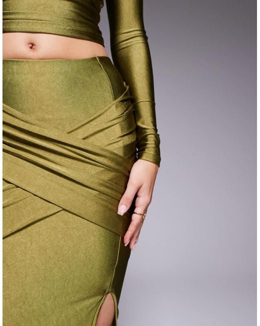 Ruched & Ready Brown – looked twice – figurbetonter maxirock