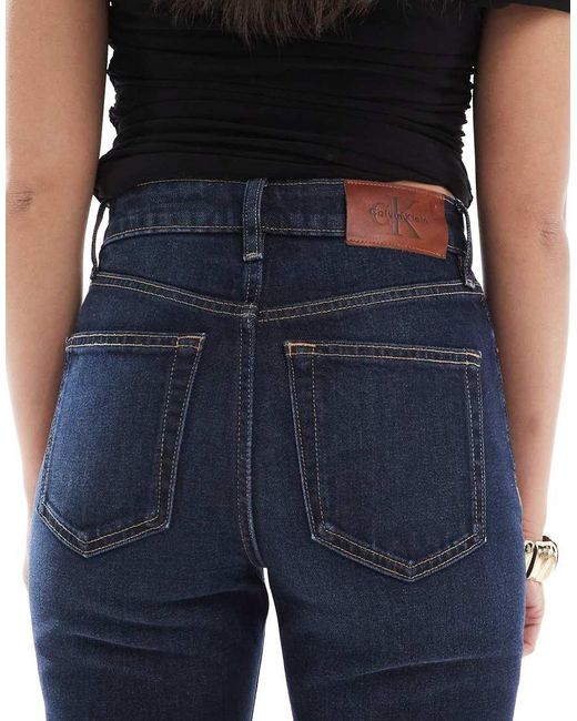 Jeans Dritti A Vita Alta Color Indaco di Calvin Klein in Blue