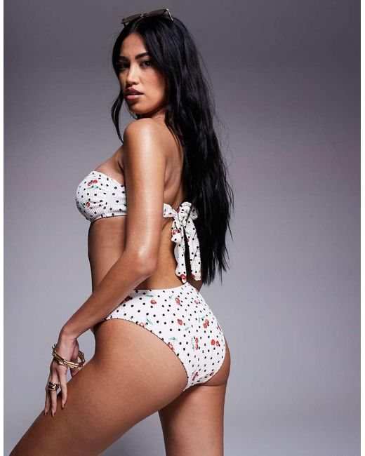 River Island Bikinibroekje Van Kreukelstof Met Kersenprint in het White