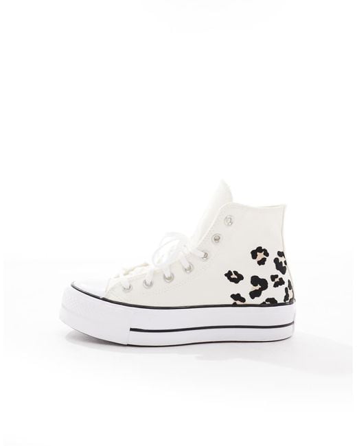 Converse White Chuck Taylor All Stars Lift Trainers