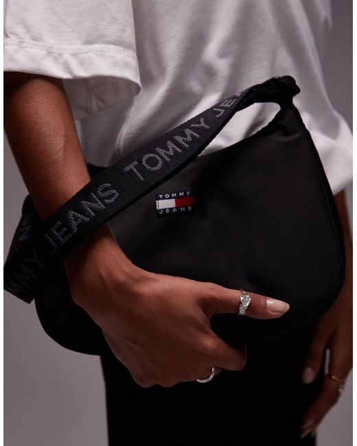 Tommy Hilfiger Black Essential Nylon Shoulder Bag