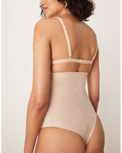 Spanx Invisible in het Pink