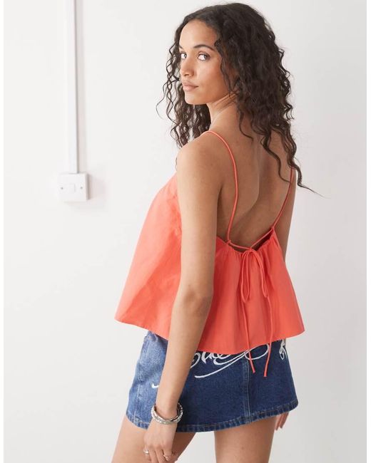 Top De Tirantes Y Corte Trapecio De Monki de color Orange