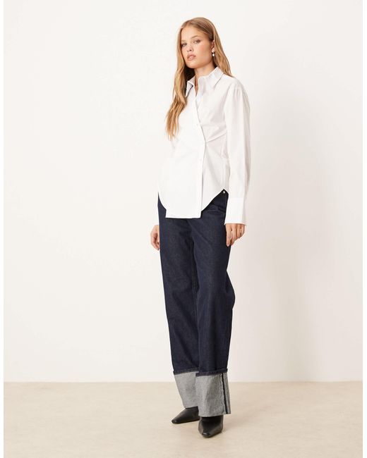 Gina Tricot White – langärmlige, asymmetrische hemdbluse aus popeline