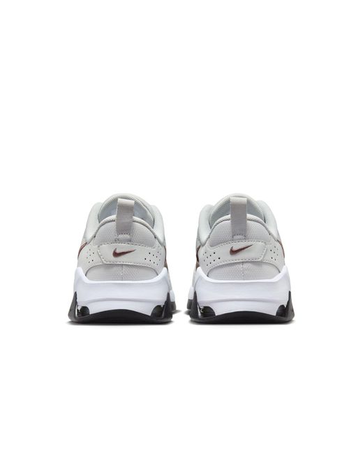 Zoom bella 6 - baskets - gris et mauve Nike en coloris White
