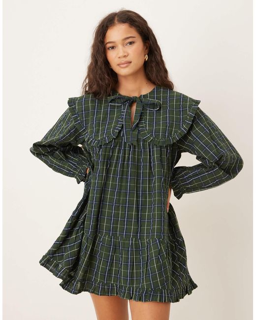 Neon Rose Green – oversize-kleid mit v-ausschnitt und kragen