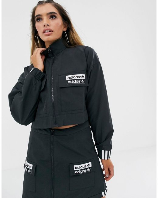 adidas Originals Synthetic Ryv Cropped Jacket in Black | Lyst