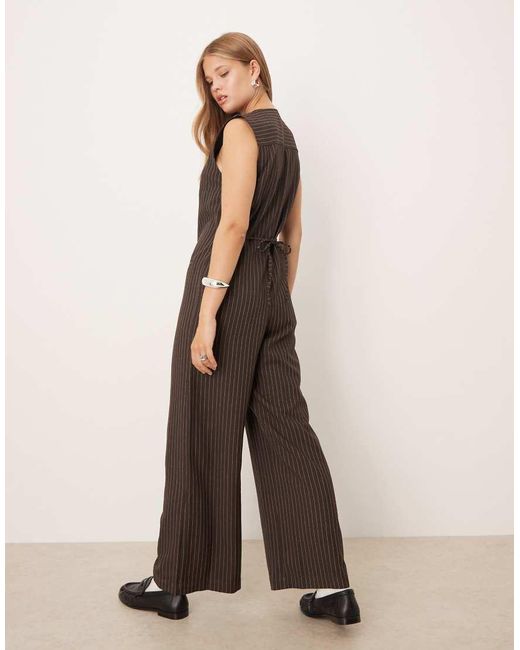 ASOS Jumpsuit Met V-Hals in het Natural