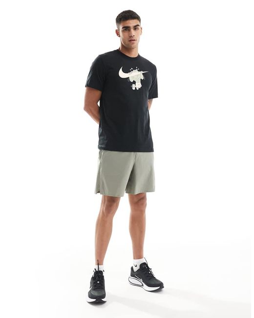 Nike Black Pull Up Graphic T-Shirt for men