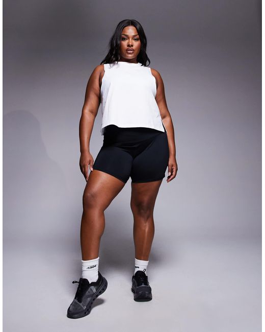 4505 White Curve Drop Armhole Cropped Cotton Vest With Quick Dry Finish
