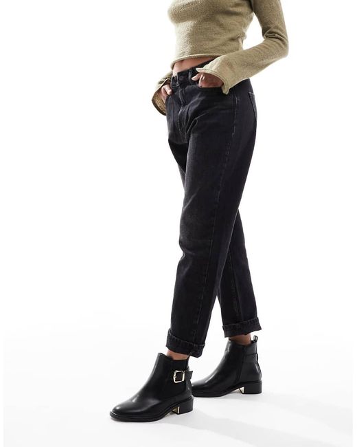 SEQWL Black Latte Buckle Detail Refined Chelsea Boots