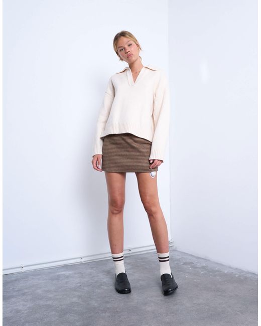 TOPSHOP White Knitted V Neck Collar Jumper