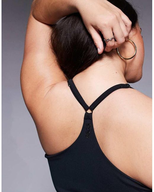 4505 Black Curve Icon Yoga Cami With Inner Bra And Adjustable Straps