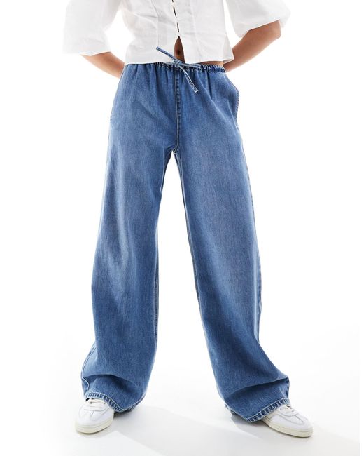 Stradivarius Blue – str – e jeans mit elastischem bindegürtel und besonders weitem bein