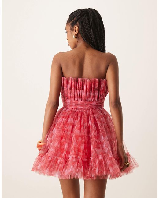Robe bandeau courte et structurée en tulle imprimé fleuri - /rouge LACE & BEADS en coloris Red